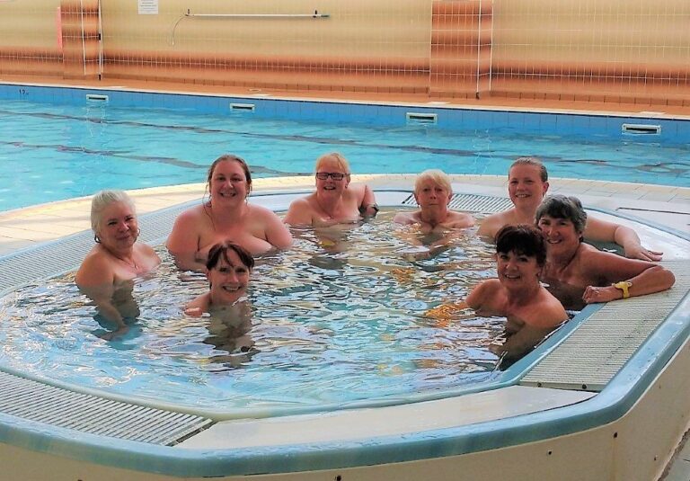 Nudistički spa